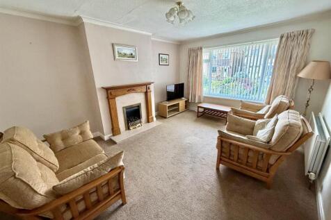 Bramleys - Portal Drive - Mirfield (22).jpeg