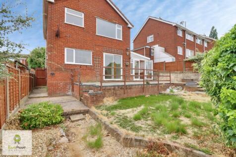 Back Garden - EweMove Cannock