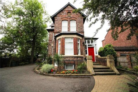 *AVAILABLE NOW* MANAGED BY JULIAN WADDEN is this well proportioned one bedroom apartment located in this popular period conversion in Heaton Chapel, just a stones throw from the train station, Heaton