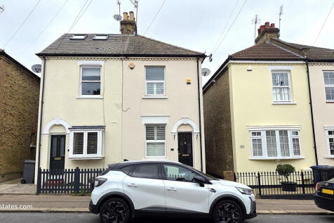 2 bed semi-detached house for sale Jackson Road,