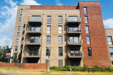 1 bed flat/apartment for rent in Moorbridge Road, MAIDENHEAD
