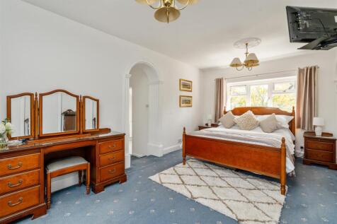 108 Silhill Hall Road_28.jpg