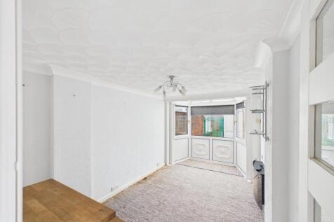 CAM04045G0-PR0098-STILL014.jpg