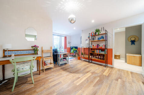 1375928-10-690b33...