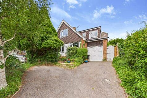 CAM01354G0-PR0516-STILL021