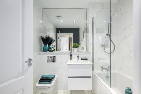 G400188_Central_Square_Stirling_Bathroom.jpg