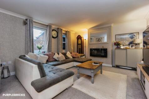 Apartment Living Rm