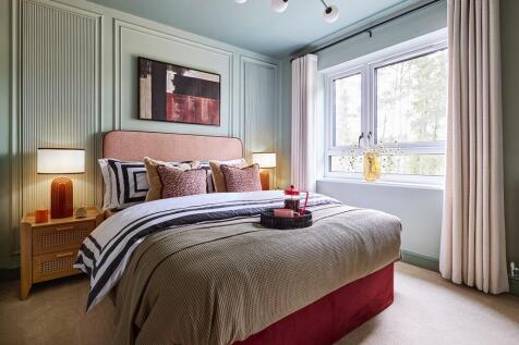 A soothing bedroom that brings comfort to busy days and calm to every night
