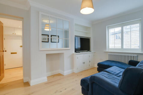 Flat 2, 10 Hermit Street, Clerkenwell, London, EC1V 7NR