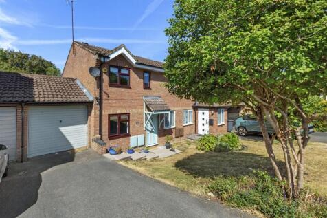 Rushbrooke Close-13.jpg