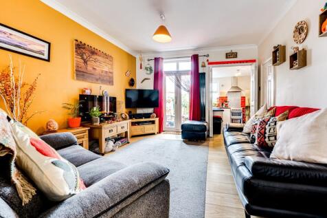 31 Lawson Street, Kettering-21.jpg