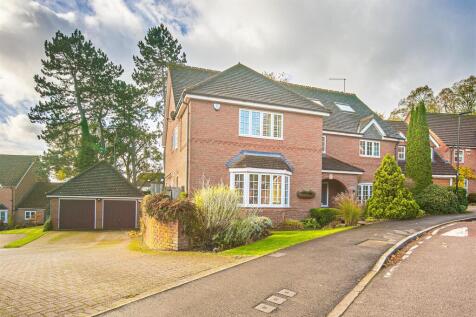 7 bed, 4 bath Detached in Sheffield - Photo 38
