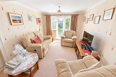 Lounge 2