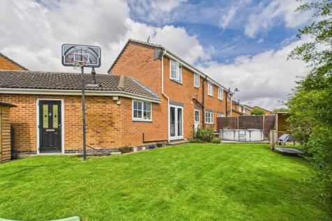 3 Bedroom Semi-Detached House - For Sale