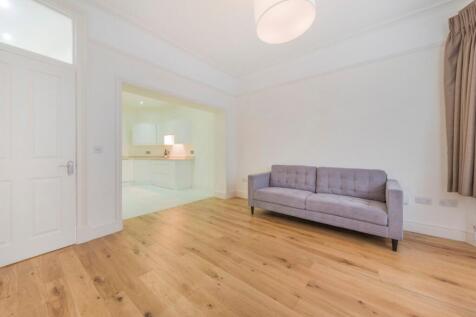 Reception/Kitchen