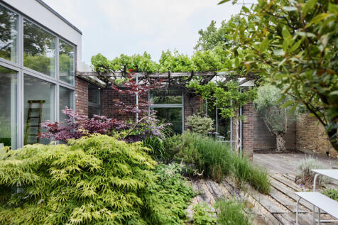 292484 - DGLA1768.jpg