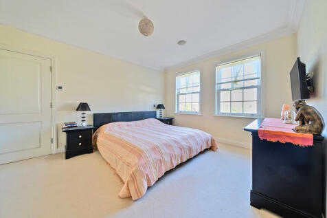 1295864-22-682726...