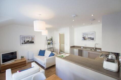 Lounge/Kitchen