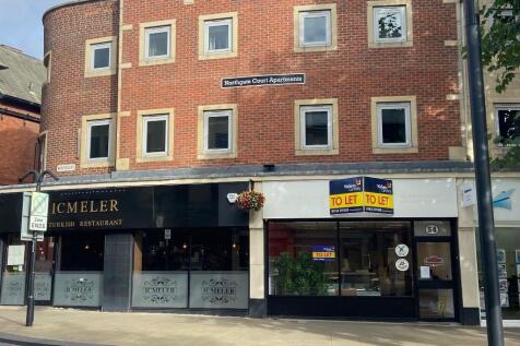 Retail Property (high street) to rent in wakefield
