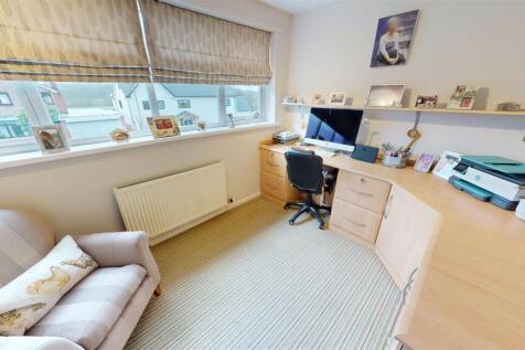 St. Marys Avenue Bedroom