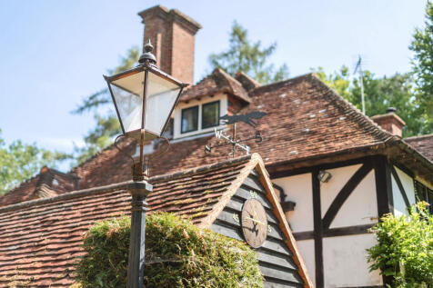 1318671-9-687a4d0...