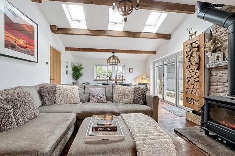 Living to dining ...