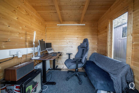 7f7878a1-c97f-4c4...