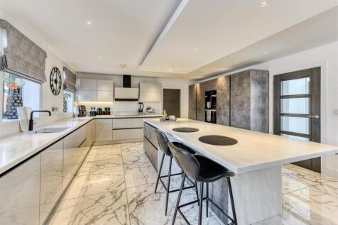 The Stables, Mile Flat-Kitchen,Family Area (9).jpg