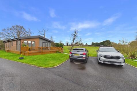 Lodge & Parking