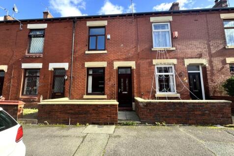 3 Bedroom Terraced in OL2 5AQ