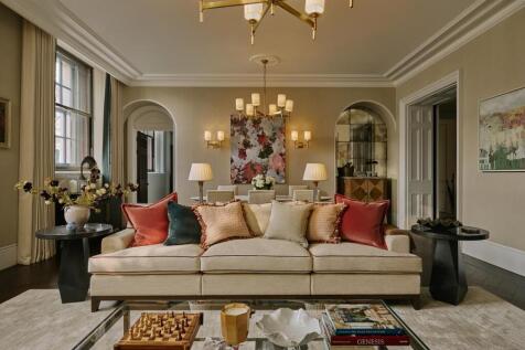 Three Bedroom Apartment with The OWO Residences by Raffles. Situated on the fourth floor of The OWO, an iconic Grade II*-listed Edwardian baroque building, this exceptional three-bedroom plus study la