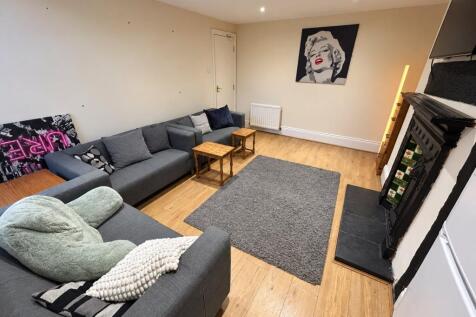 6 Bedroom Flat in NE2 1DP