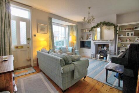 Living Room - Castle Road Matt Clinton EweMove Ken