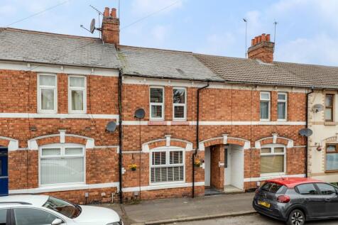 31 Lawson Street, Kettering-2.jpg