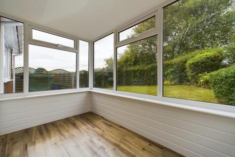 CAM02059G0-PR0184...