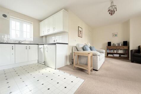 Open Plan Kitchen, Dining, Lounge