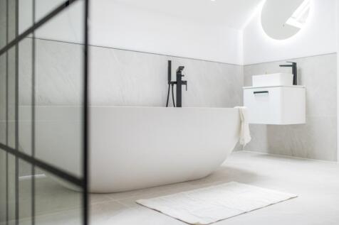 Award-winning Media team on EVERY Listing_36