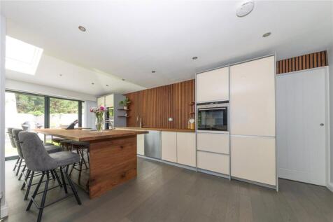 Kitchen Family Room