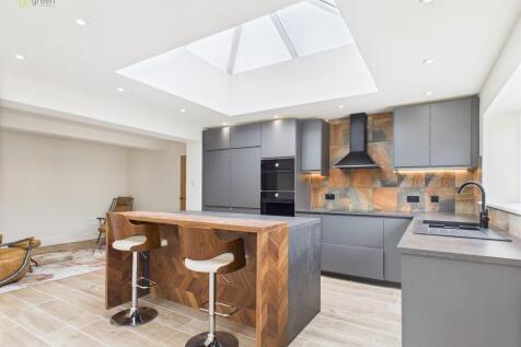 CAM03830G0-PR0160...