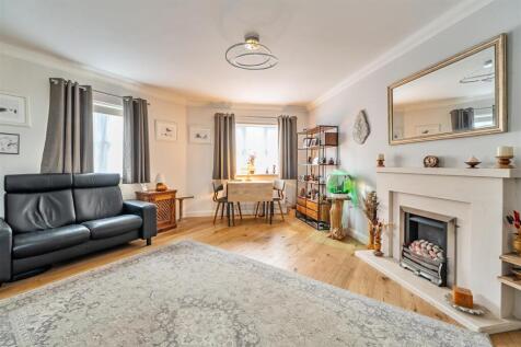 Living / Dining Room