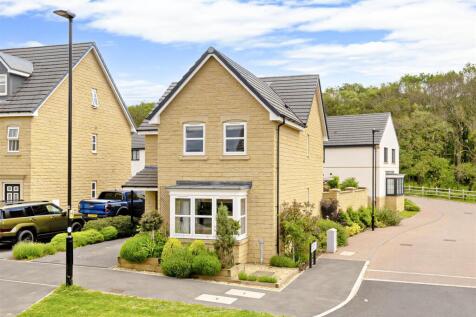 Spring Wood Crescent