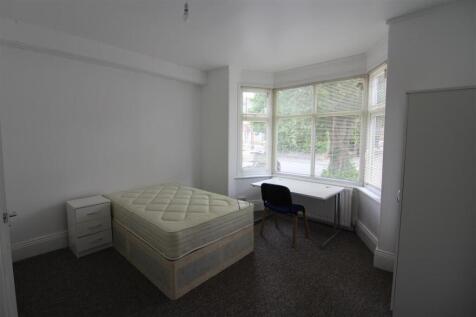 7 Bedroom Semi-Detached in SO15 5BA