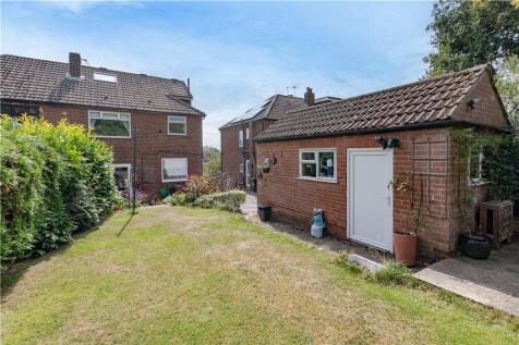 Rear Cookridge Drive