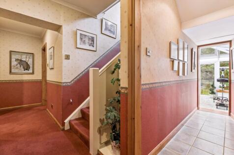 4 bed, 4 bath Detached in Glasgow - Photo 38