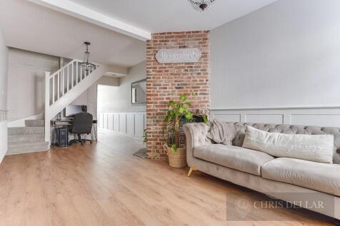 High Street Buntingford WM-24.jpg