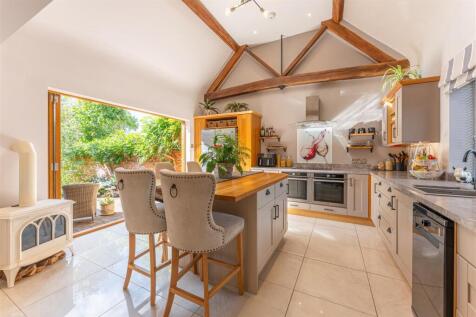 The Chantries - Creative House Studio--26.jpg