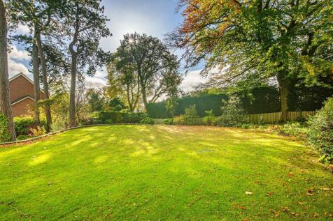 7 bed, 4 bath Detached in Sheffield - Photo 34