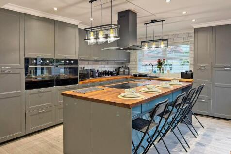 Open plan Kitchen / Family Room