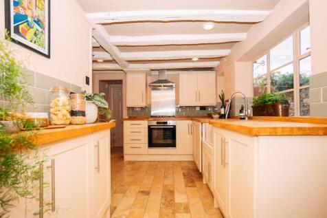 The Jolly Toper, 13 Southgate Street [Kitchen] 01.