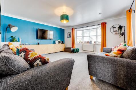 71 Lavender Close, Oakley Vale-20.jpg